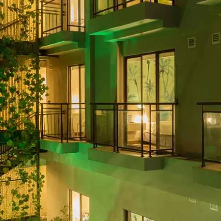 Liberta Seminyak Hotel Отели рядом с достопримечательностью «Улица Петитенгет-стрит»