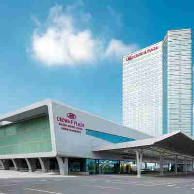 크라운 플라자 다롄 스포츠 센터 Hotel Exterior