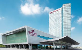 Crowne Plaza Dalian Sports Center