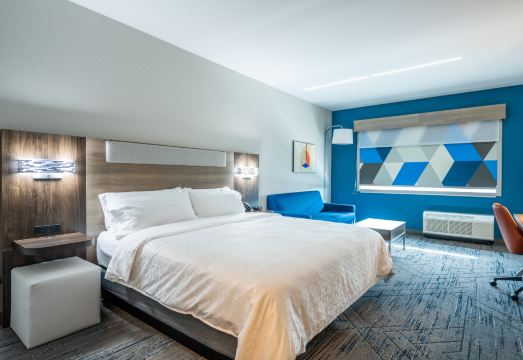 홀리데이 인 익스프레스 & 스위트 샬러츠빌 바이 IHG