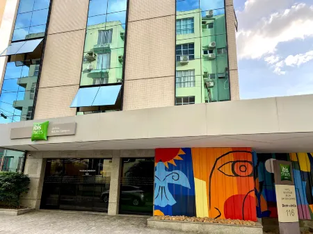 Ibis Styles Belem Batista Campos Отели в г. Белен