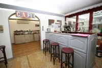 The Originals City, Hôtel Azur, Fos-Sur-Mer Hotel a Fos-sur-Mer