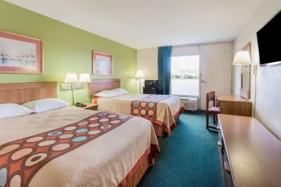 Super 8 by Wyndham Tifton Hotels in Tifton