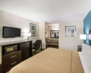 Quality Inn Hôtels à : Comte de Bibb