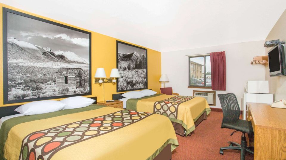Super 8 by Wyndham Elko