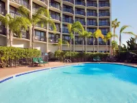 Hilton San Diego Airport/Harbor Island