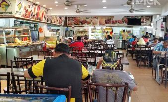 2. KL 게스트 호..