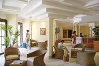 레지던스 피에르 & 바캉스 헬리오텔 마린 생로랑뒤바르 호텔