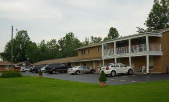 Chateau Motor Lodge