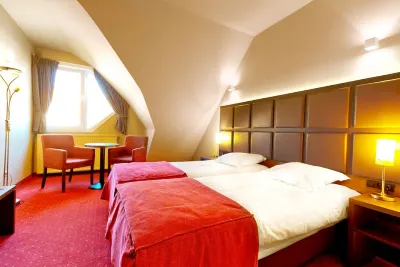 Hotel Adagio Hotels near Press Shop Knokke Lippens