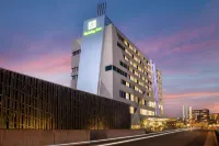 Holiday Inn 伯爾尼韋斯特賽德假日酒店