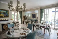 Admiralty Beach House - Homestays
