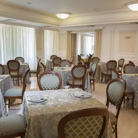 Mondial Park Hotel