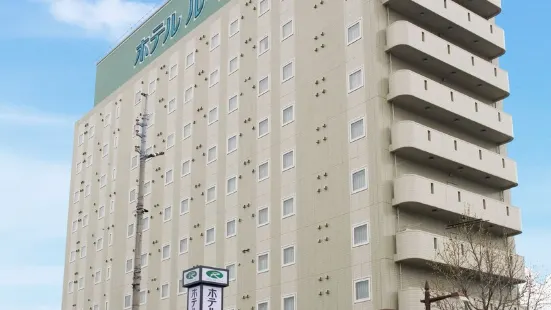 露櫻飯店防府站前店
