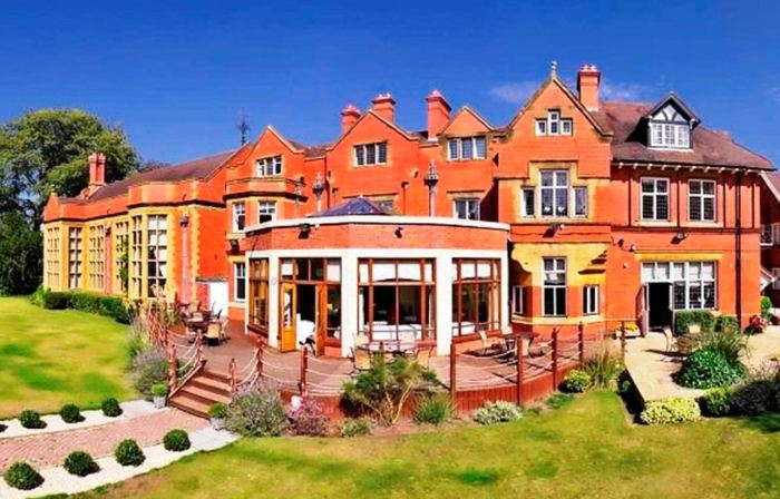 CBH The Mount Hotel