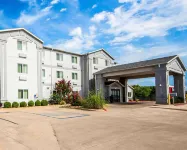 Comfort Inn & Suites Ponca City Near Marland Mansion