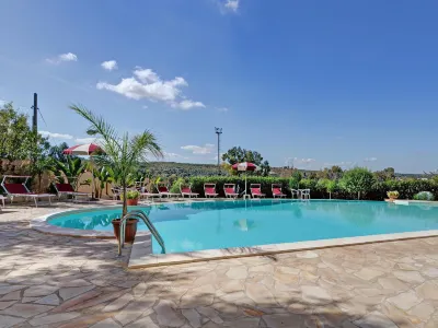 Grand Hotel Sofia Hotels in der Nähe von Calamosche Beach