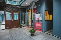 RedDoorz Near Rsud Koja - Pensions