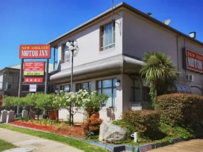 New England Motor Inn Hotels near University of New England