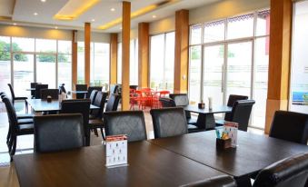 Pakkhat Grand Resort