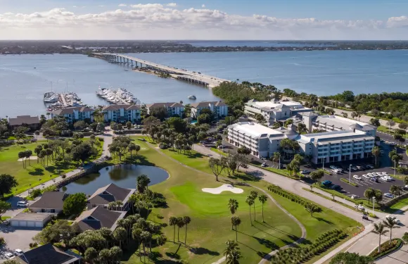 萬豪哈欽森島度假村及海灘別墅、高爾夫及碼頭