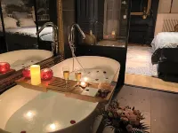 Domaine de Chalaniat Hotels in Champeix