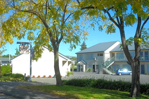 Village Motel Hotels in Havelock North