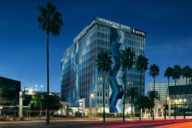 H Hotel Los Angeles, Curio Collection by Hilton