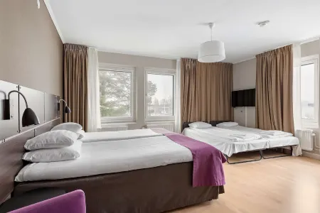 Best Western Plus Park Airport Hotel