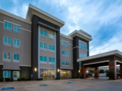 La Quinta Inn & Suites by Wyndham Durant Hotels in Durant