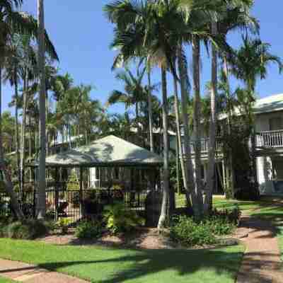 Coral Beach Noosa Resort Hotel Exterior