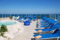 Hotel International - Beach