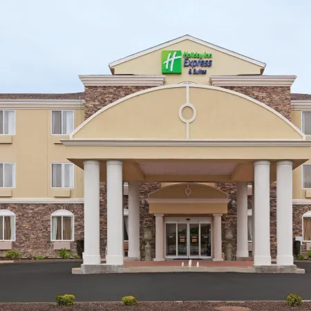 Holiday Inn Express & Suites SWANSEA by IHG