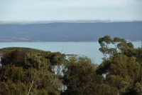 Coles Bay House