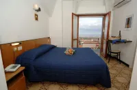 Hotel Crocenzi Hôtels à : Dogana