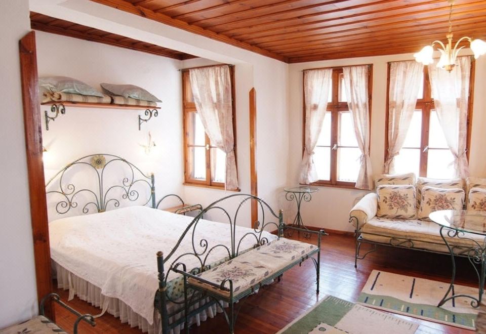 Despot Slav Hotel & Restaurant - Housity