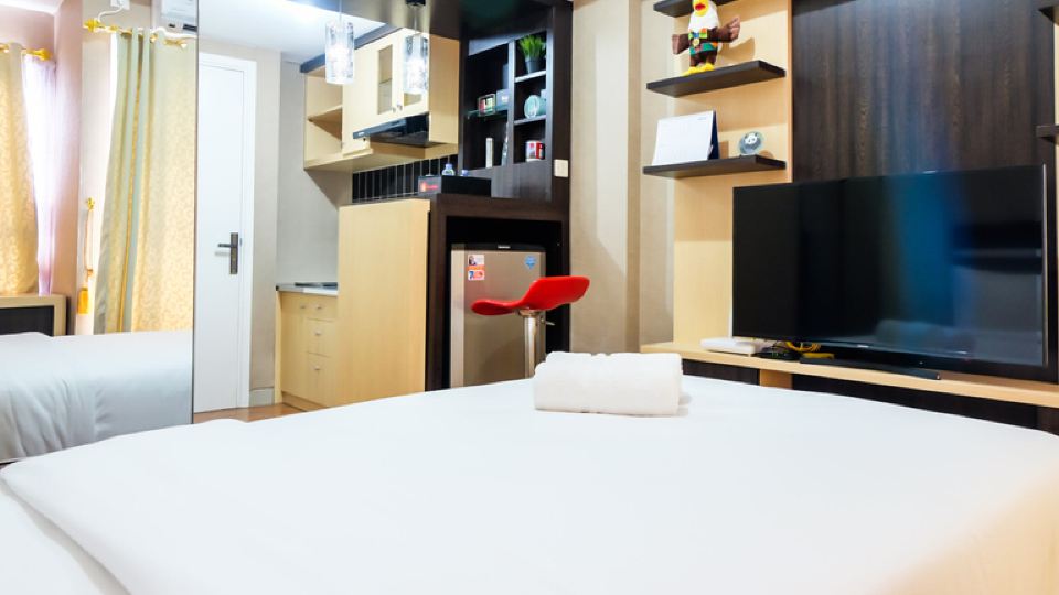 Fully Furnished Studio Poris 88 Apartment by Travelio