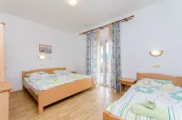 Apartments and Room Ljubica