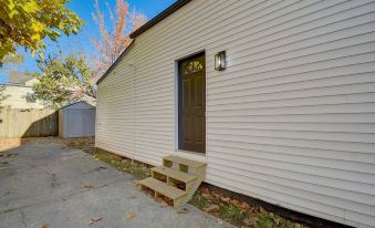 Frontdesk 2 Br House Near Cardinal Stadium