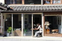 Guest House Kura Отели в г. 