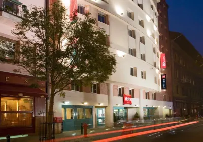 Ibis Budapest Centrum Отели рядом с достопримечательностью «Мост Свободы»