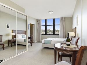 Launceston Central Apartment Hotel Official