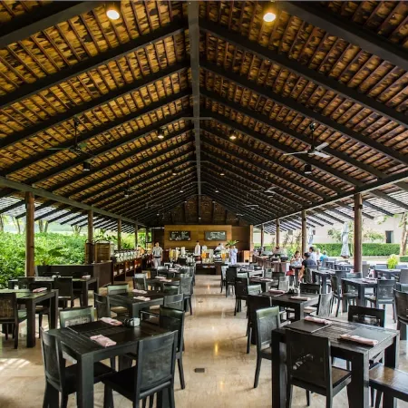 MUTHI MAYA Forest Pool Villa Resort
