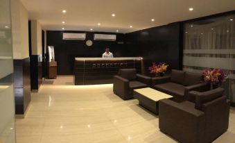 Solitaire Hotel