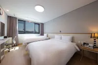 SureStay Plus Hotel by Best Western Asan