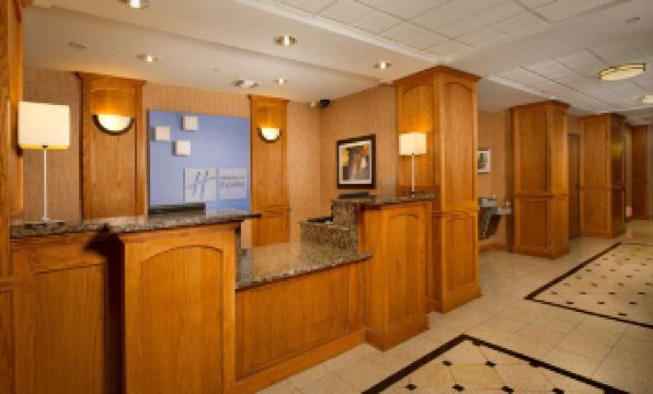 Holiday Inn Express SAN ANTONIO N-RIVERWALK AREA by IHG