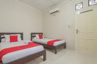 RedDoorz Syariah Near Terminal Batu Ampar 2 Hotels in West Balikpapan