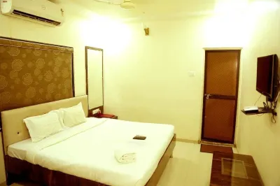 Pan Club Hotel Hotels near NANA SAI COMPLEX.