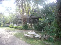 Mae Khum Villa Hotel a Si Kham