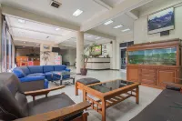 Grand Kembar Hotel Mitra RedDoorz